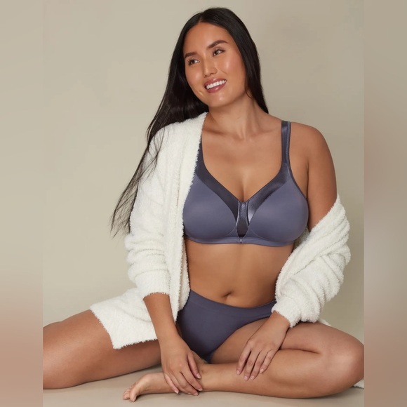 Playtex 18 Hour Silky Soft Smoothing Wireless Bra 38B Gray New Open Package - Picture 7 of 8